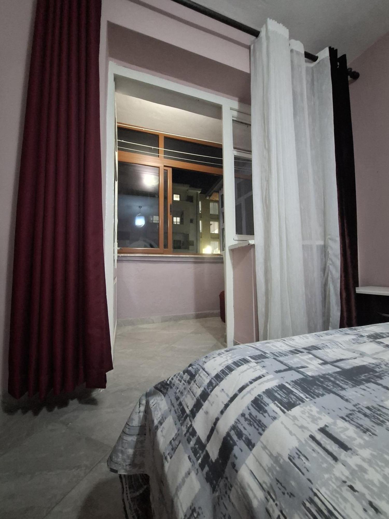 Appartamento Centro Pogradec Exteriör bild